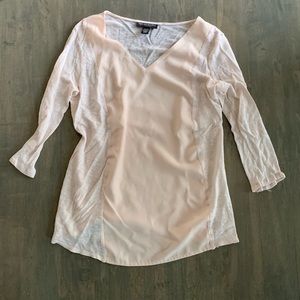 A Pea In The Pod Maternity Top